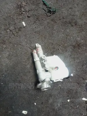 Double Piston Brake Master Cylinder Toyota Townace, Cruiser