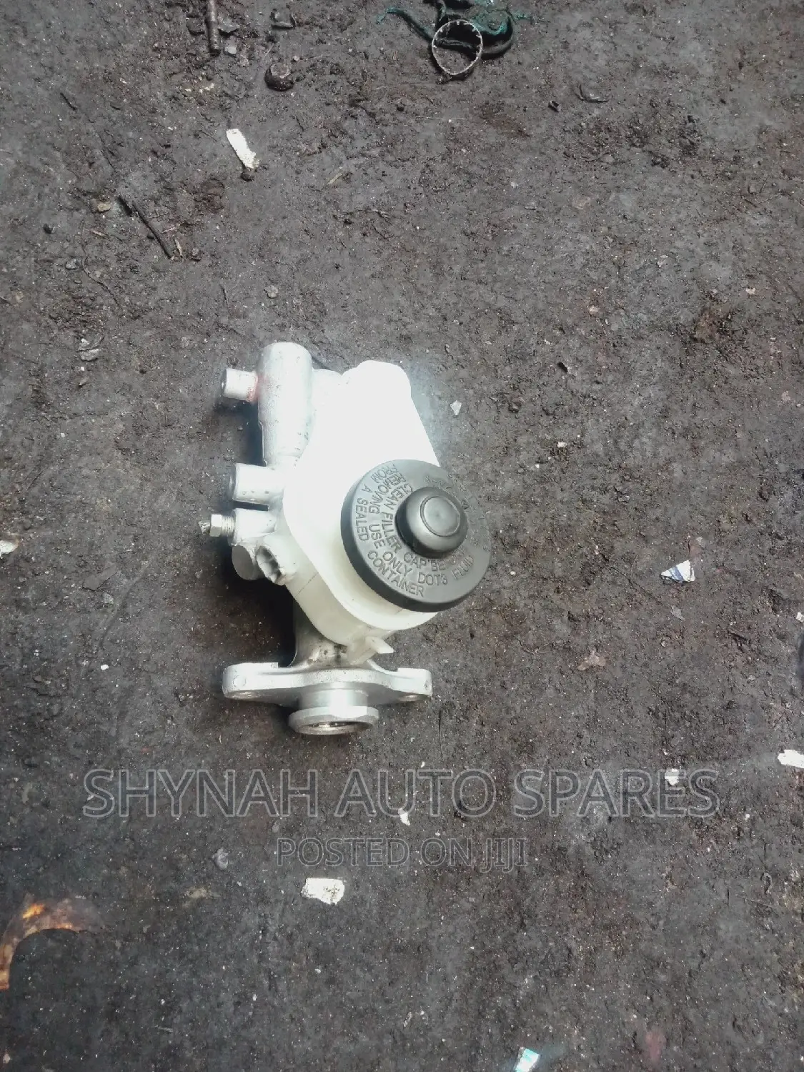 Double Piston Brake Master Cylinder Toyota Townace, Cruiser