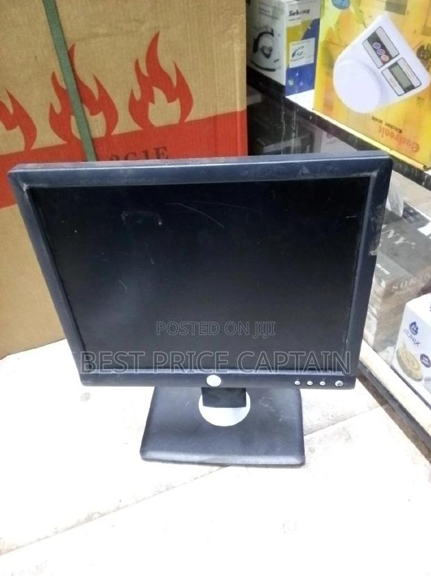 Refurbished 17" Dell Monitor - main view