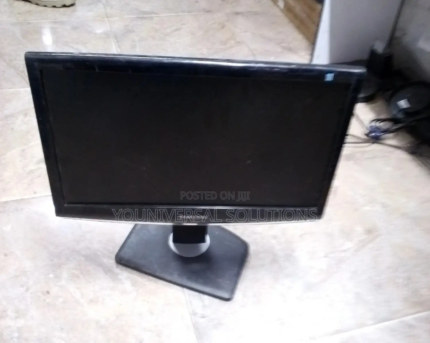 Refurbished 22 Inches Desktop Monitor.