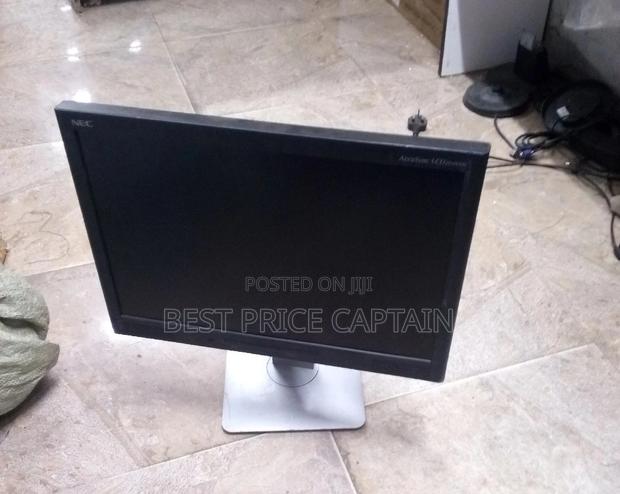 19 Inches Desktop Monitor. - main view