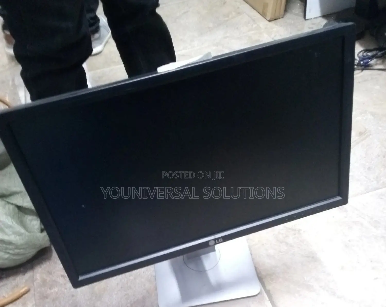 LG 22inches Monitor