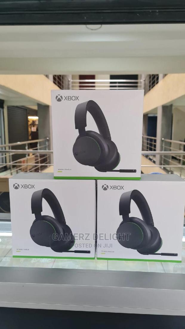 Xbox Wireless Headsets - main view