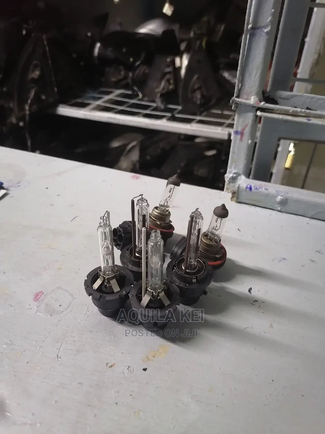 Bulbs Zenon, D4s, E1, E4,D2s in Ngara Vehicle Parts & Accessories