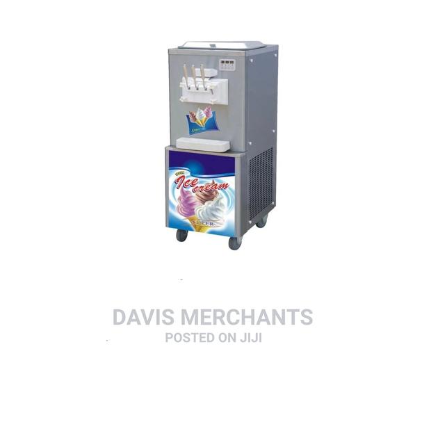 Ice Cream Machine - main view