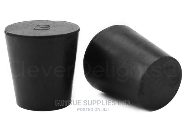 A Set of 50 Rubber Stopper for Boiling Tube