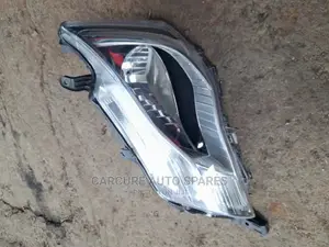 Axio Fielder 2012 2013 2014 Headlights