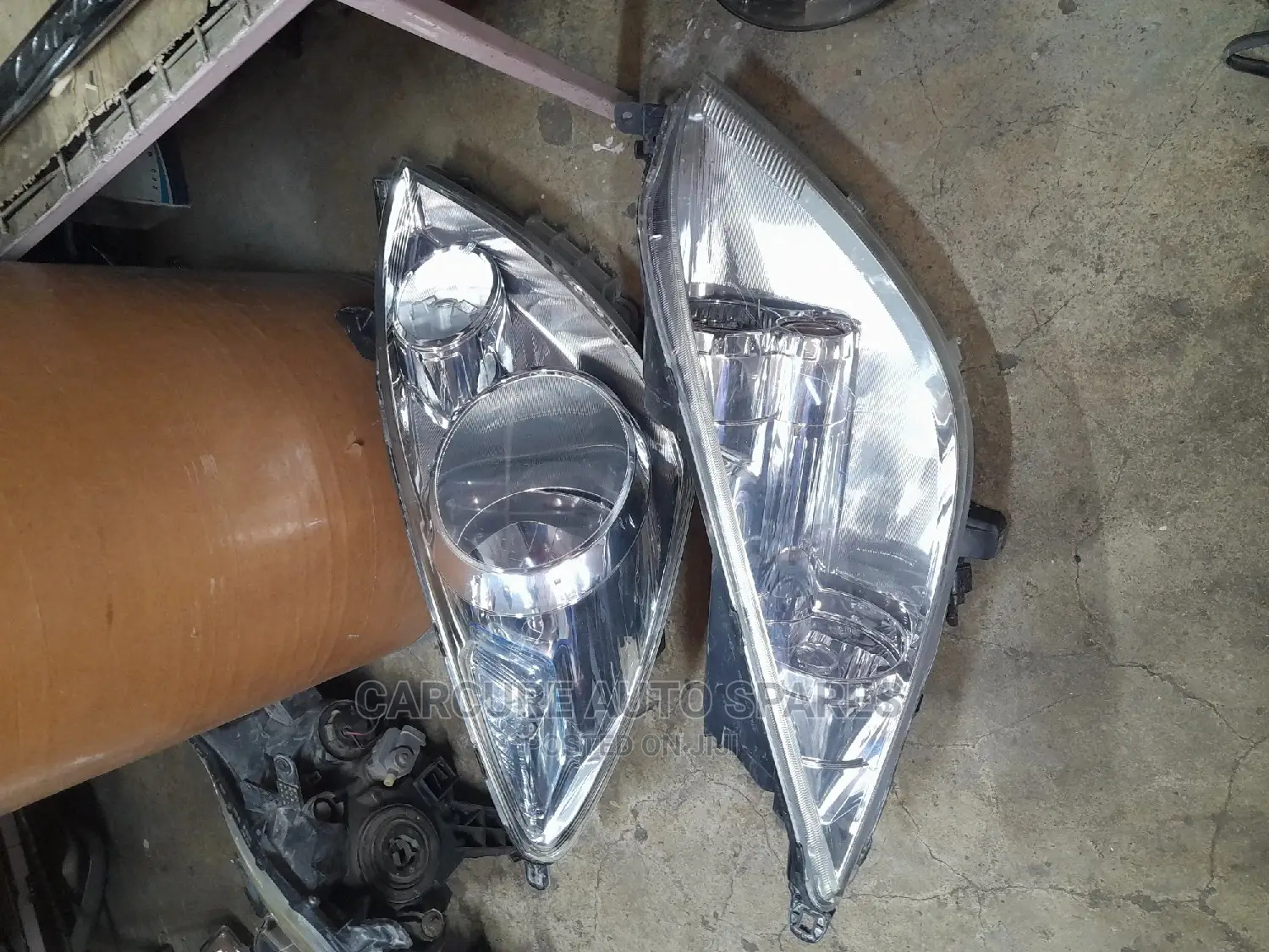 Mitsubishi Colt and Nissan Note Headlights