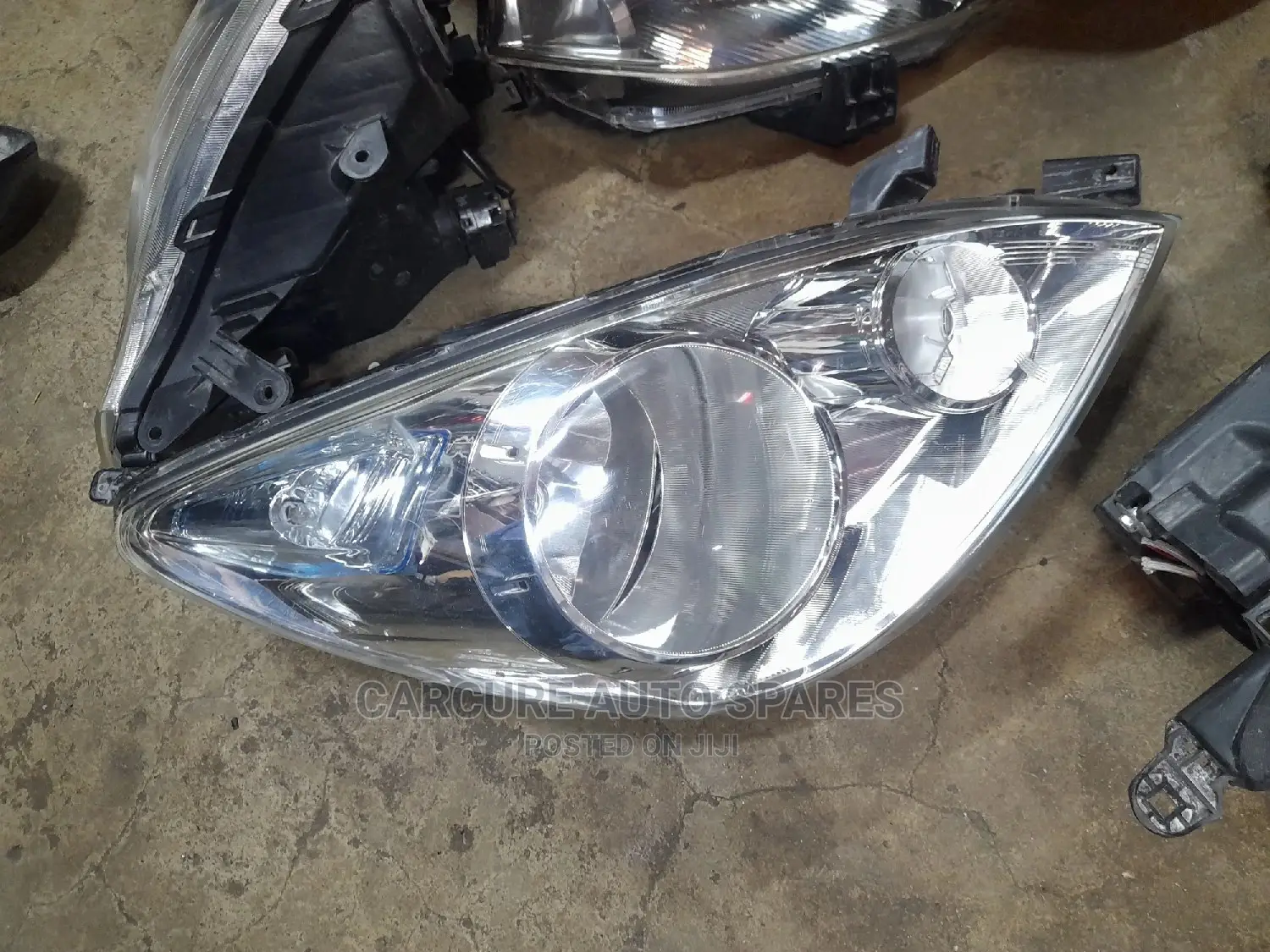 Nissan Note 2008 Headlights