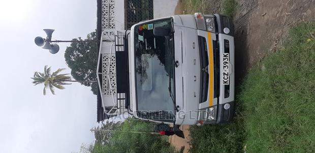 Mitsubishi Fuso Canter - thumbnail 4