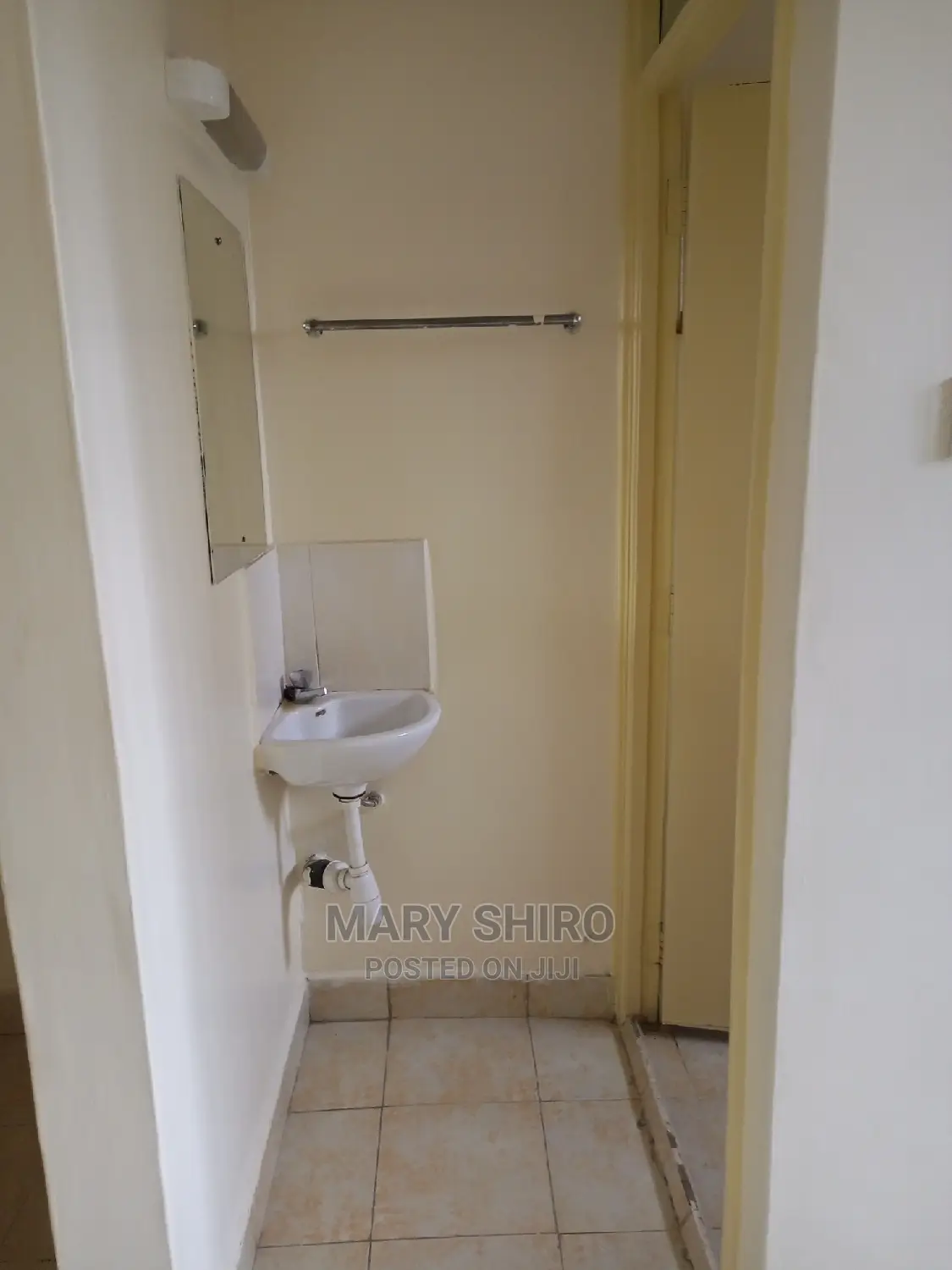 1bdrm Bedsitter in South H for rent