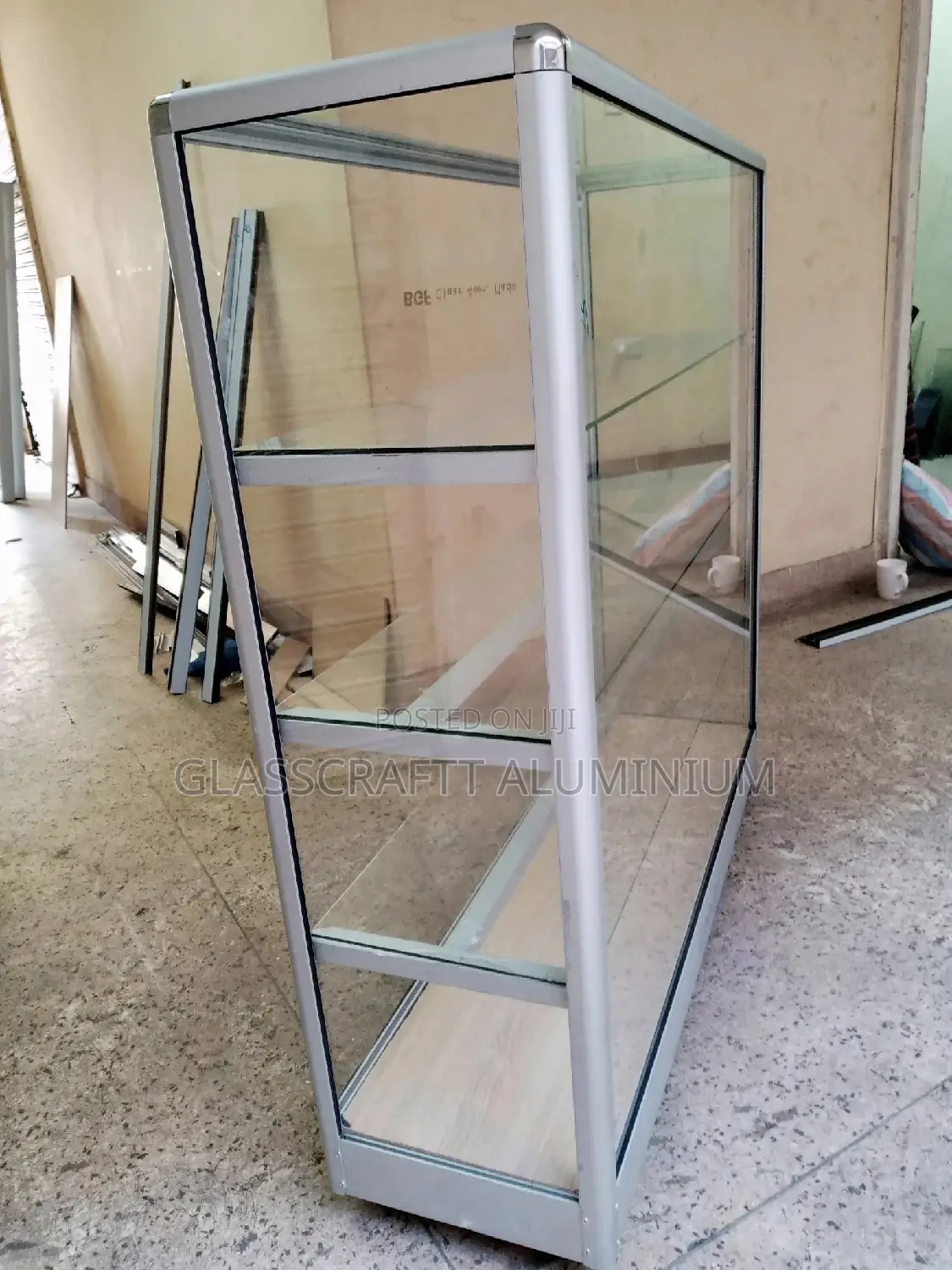 Three Feets Aluminum Display