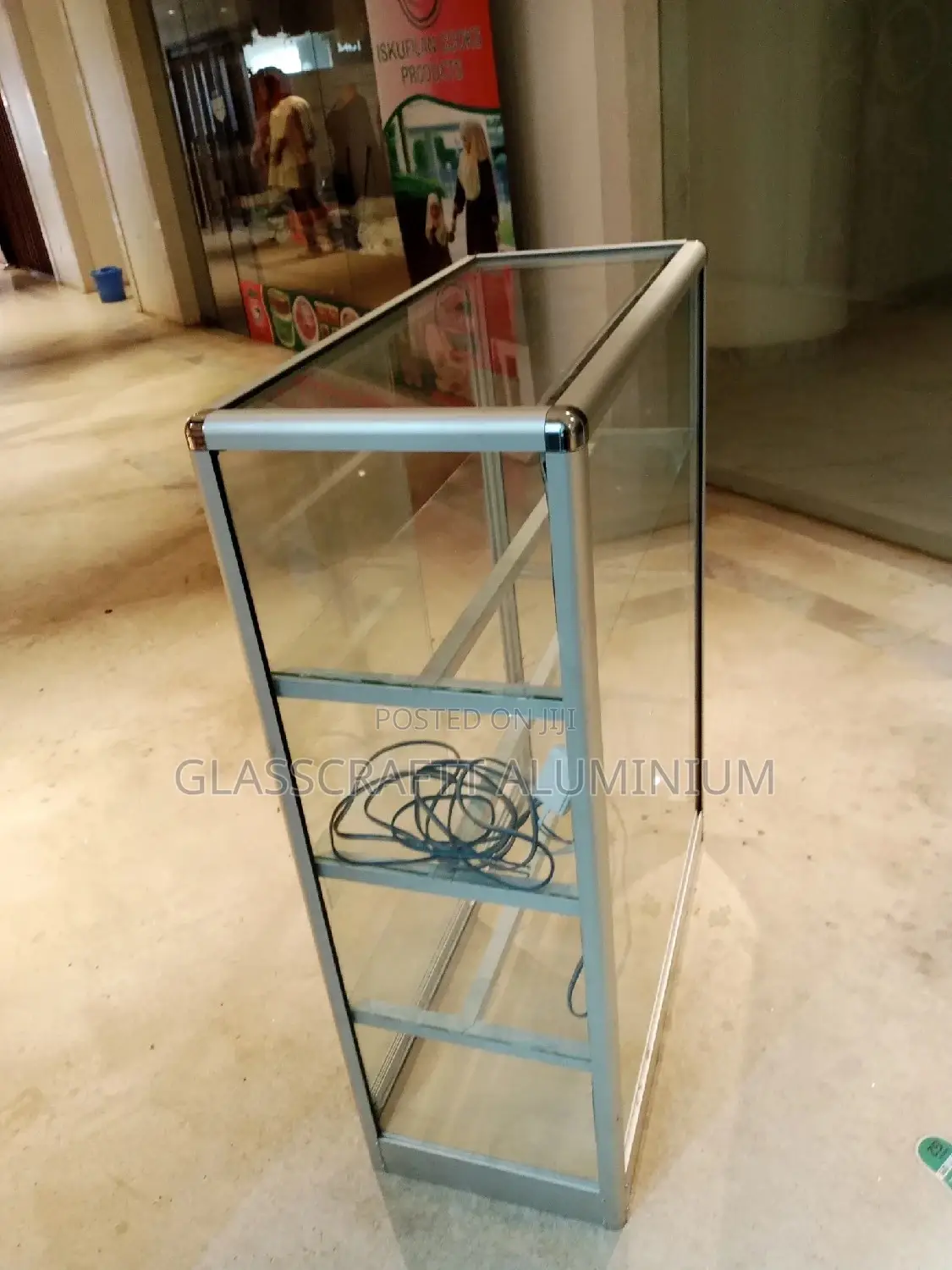 Three Feets Aluminum Display