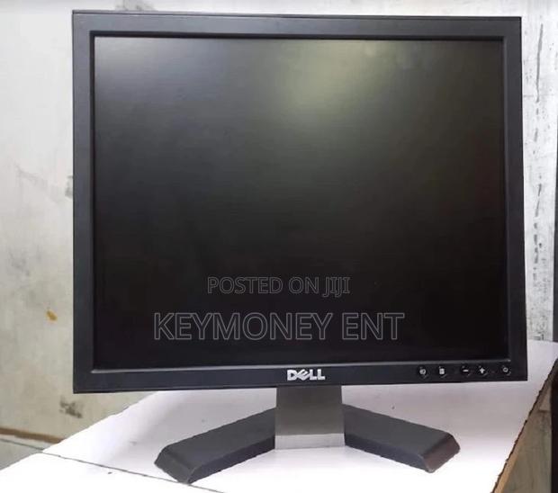 17 Inches Dell Monitor Square Small Base