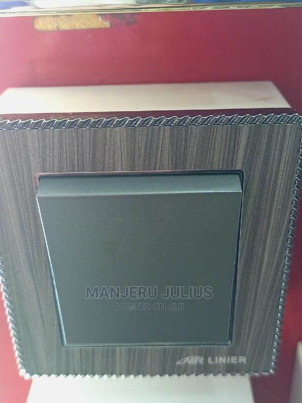 One Gang2way Switch - thumbnail 2