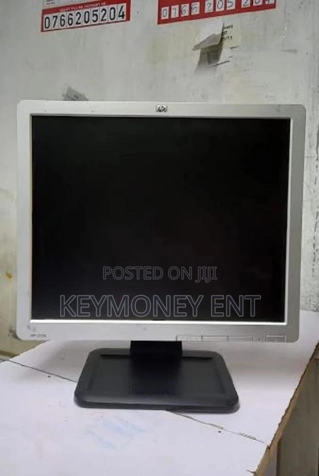 Guaranteed 17 Inches HP Monitor Square