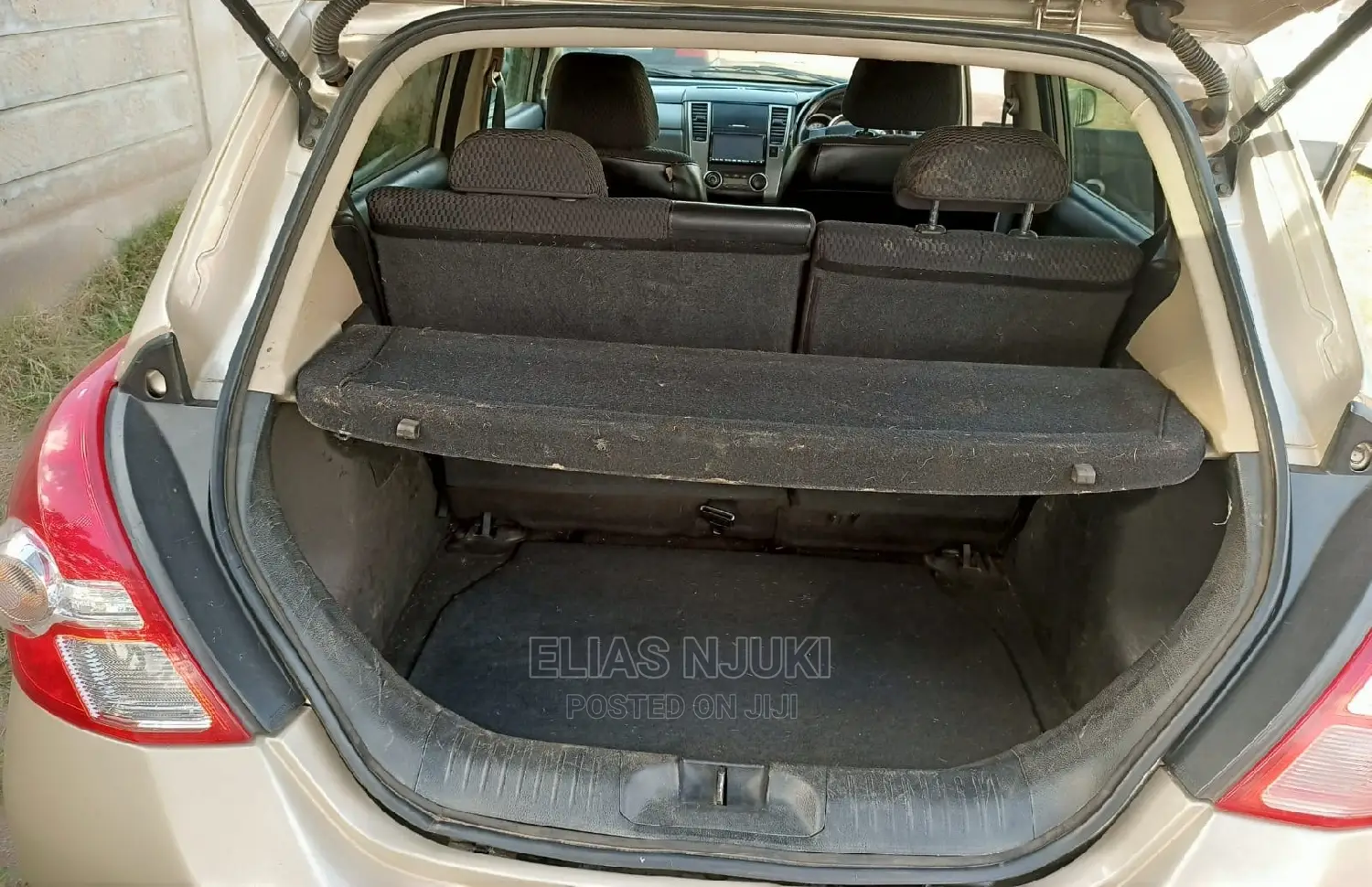 Nissan Tiida 2008 Gold