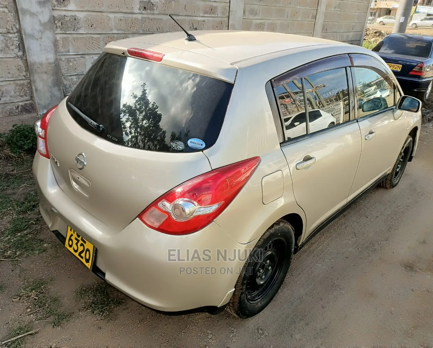 Nissan Tiida 2008 Gold