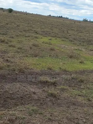 50 by 100 Plots on Sale at Isinya