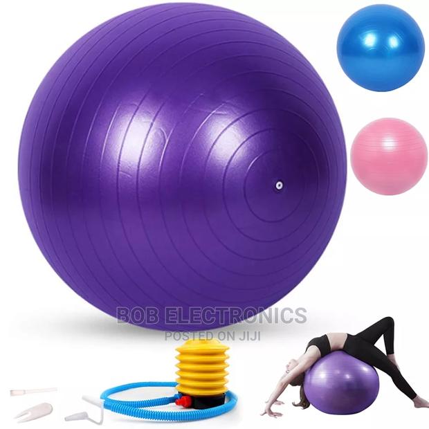 Extra Thick Yoga Ball With Free Pump - thumbnail 2