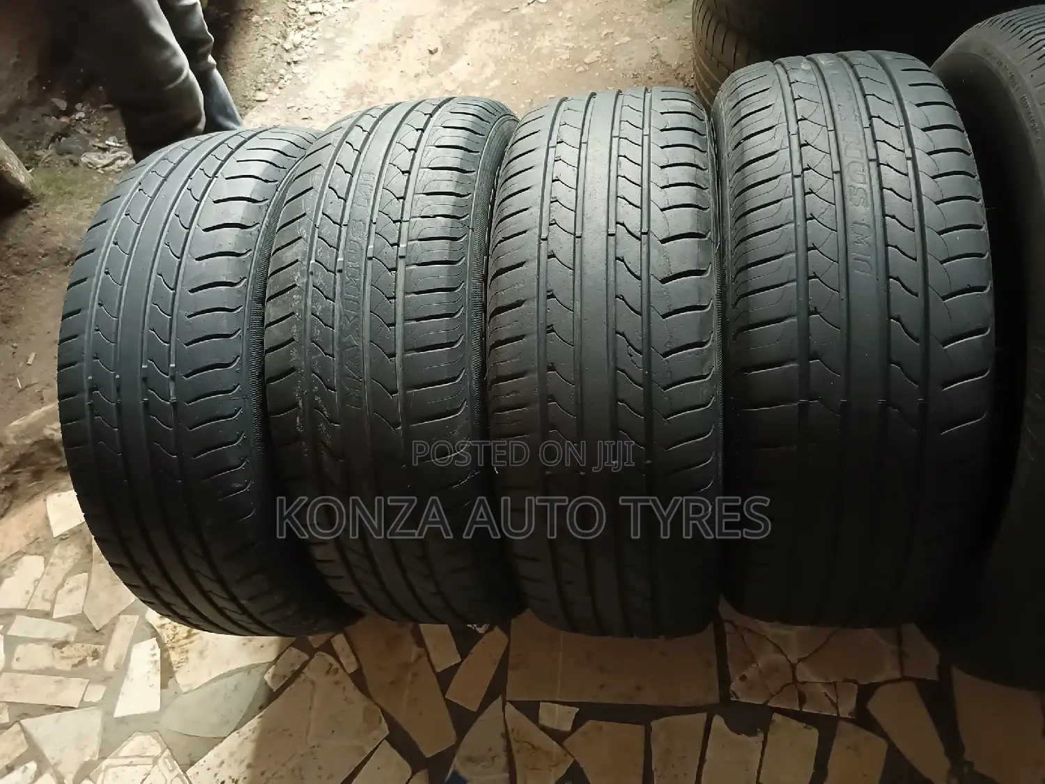 Maxtrek Tyres Size 215/60r16