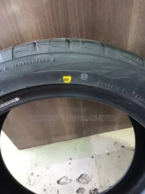 235/45r17 Bridgestone