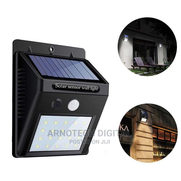Solar Powered Led Wall Light - thumbnail 2