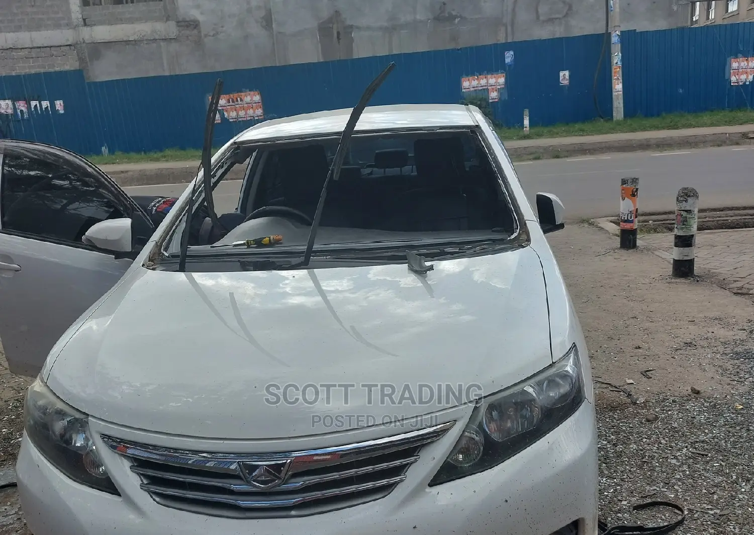 Toyota Allion 260 Front Windscreen