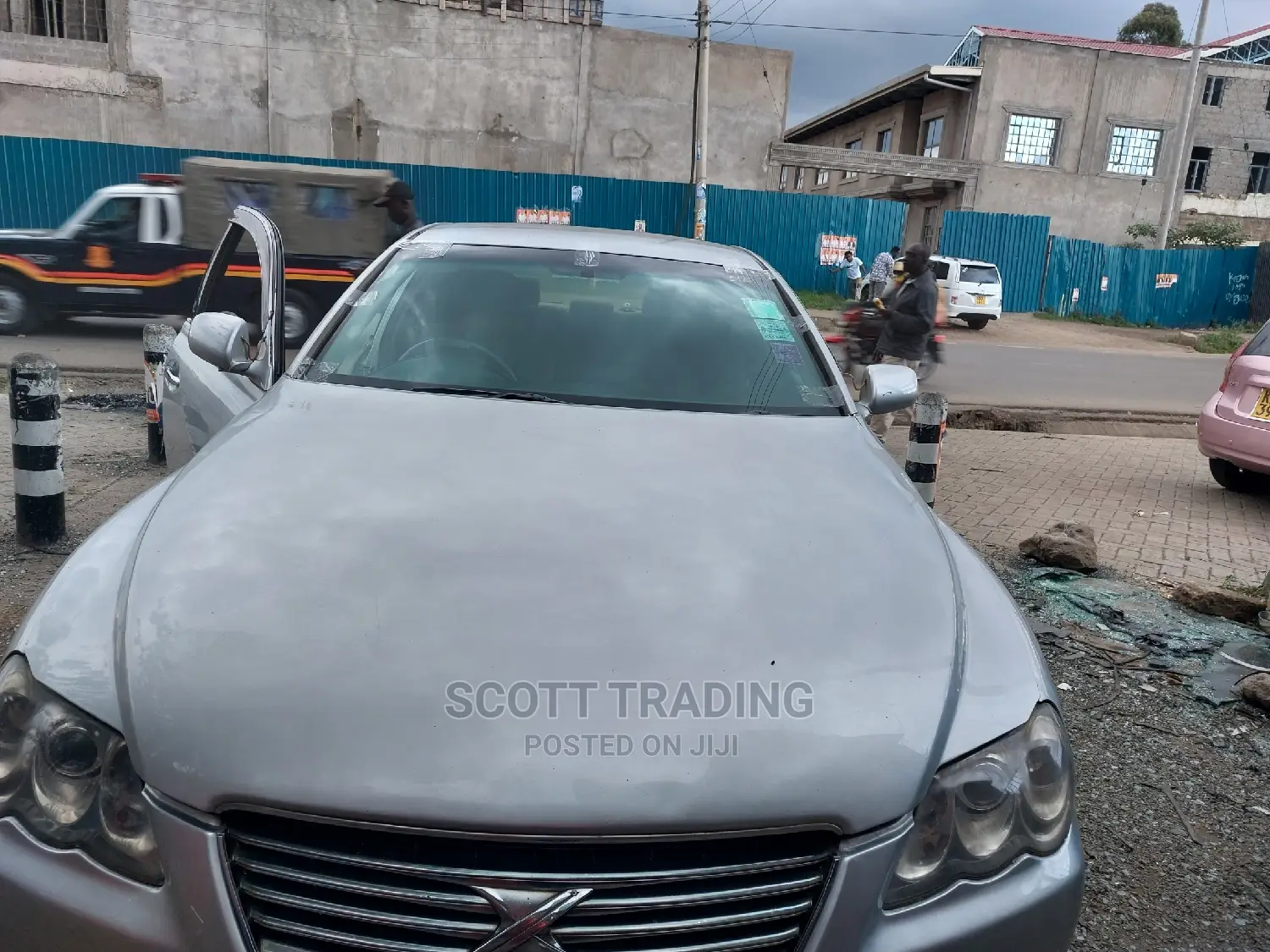 Mark X 120 2003 Front Windscreen