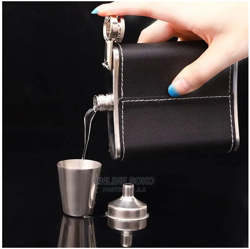 Stainless Steel Portable Whiskey Hip Flask - Funnel 2 Tot Cups - 200ml