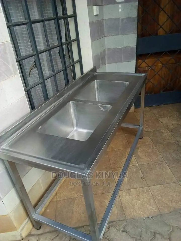 Sink/ Kitchen Sink
