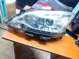 Nissan Sylphy 2012 Xenon Headlight