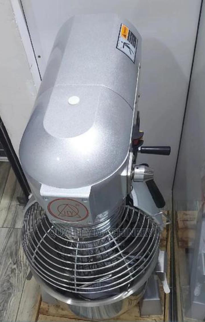 Heavy Duty 30 Litres Dough Mixer in Nairobi Central Restaurant