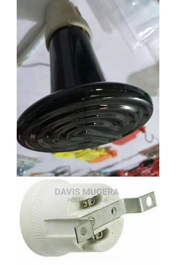 Original Infrared Ceramic Brooder Bulb Heater Holder - thumbnail 3