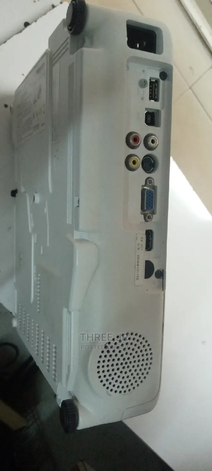 EPSON Eb- S31 Projector Ex-Uk Type