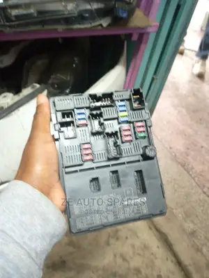 Fusebox Nissan Note 2012