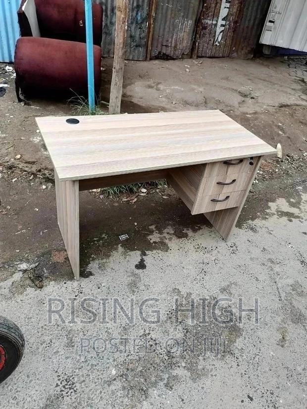 Best Quality Office Desk - main view