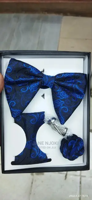 Butterfly Bowtie