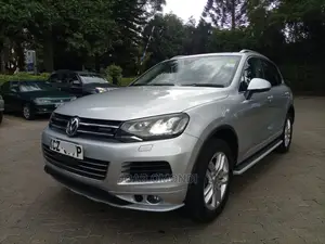 Volkswagen Touareg Hybrid 2013 Silver
