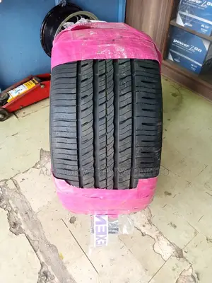 315/35r20 Nexen Tire