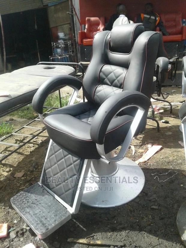 Barber Seats - main view