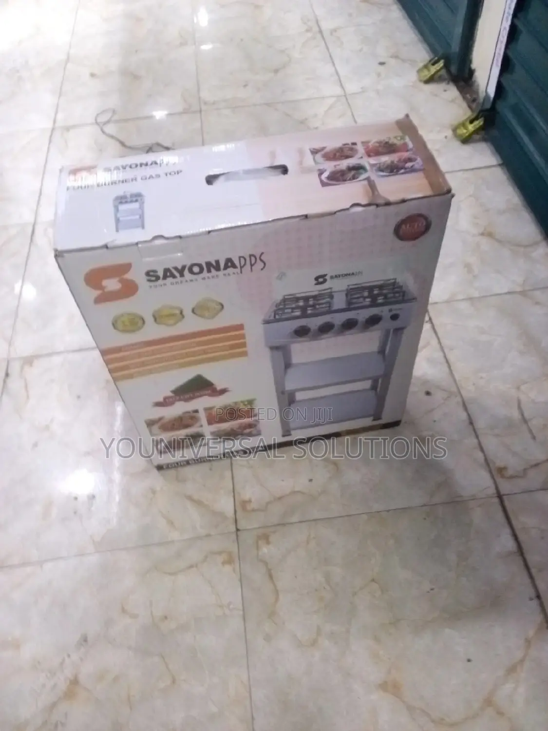 Four Gas Burner Sayona Standing Cooker With Shelves