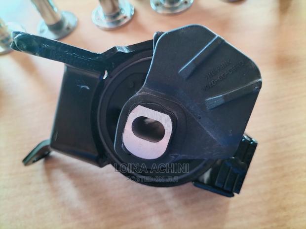 Mazda Atenza GJ Left Engine Mount - thumbnail 3