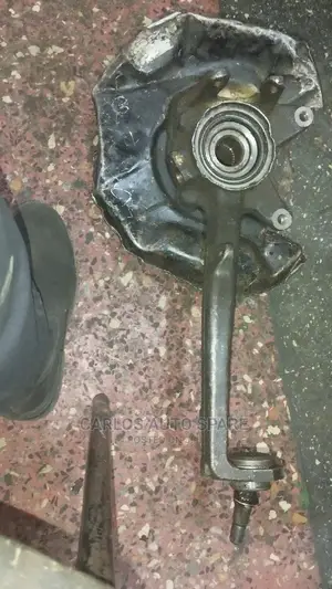 Front Hub Prado 95