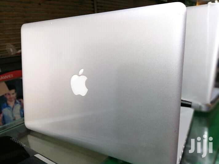 Laptop Apple MacBook Pro 13.3" 500GB HDD 4GB RAM