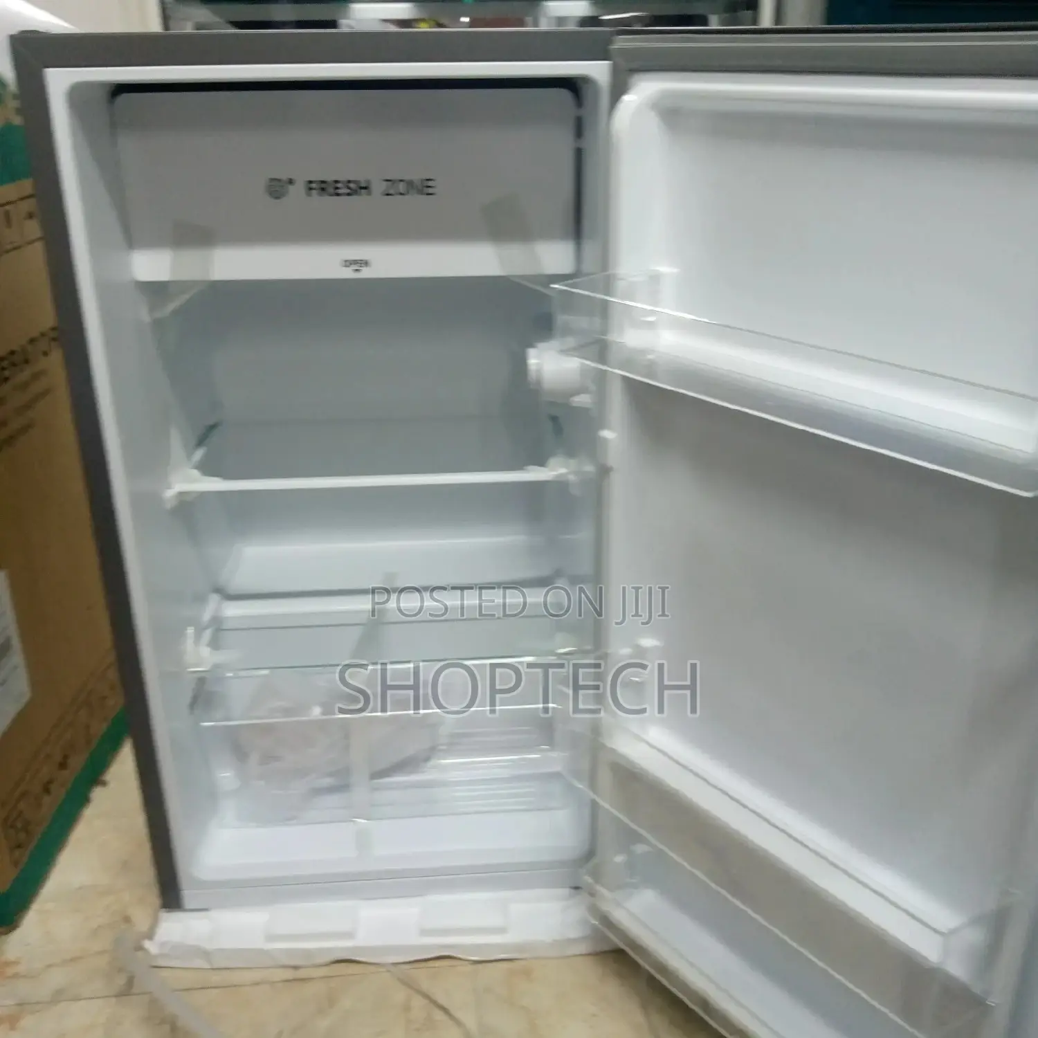 Roch 95 Litres Refrigerator.