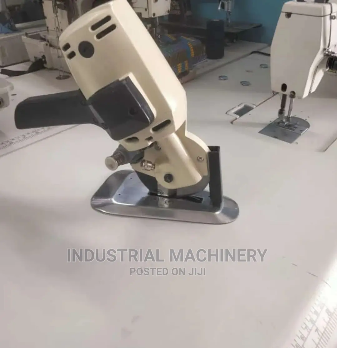 Fabric/Cloth Cutting Machine