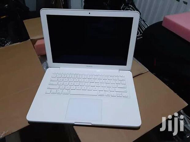 Laptop Apple MacBook 14" 320GB HDD 4GB RAM - main view