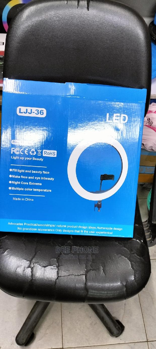 L JJ 36 Ring Light and Stand
