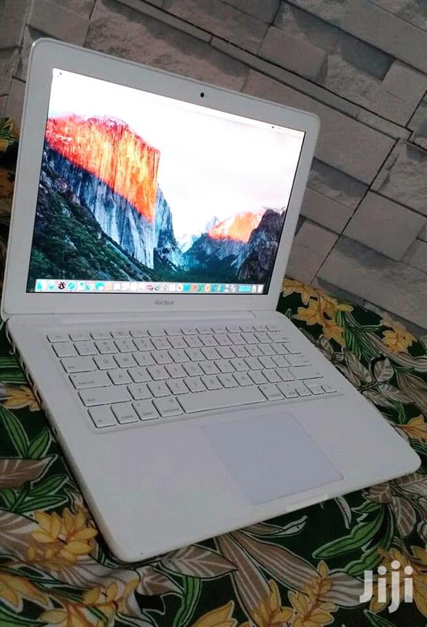 Laptop Apple MacBook 14" 320GB HDD 2GB RAM